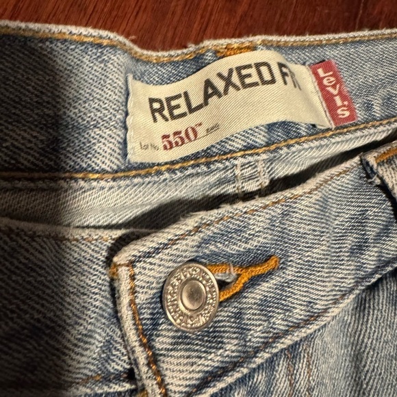 Levi’s relaxed fit style 550 two horses back patch straight leg brand button - Picture 9 of 14